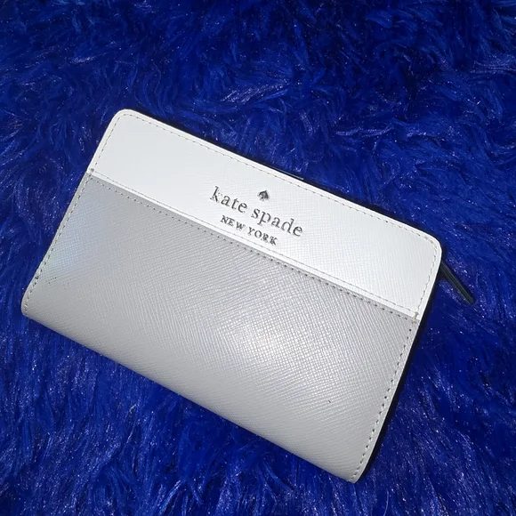 Euc Kate Spade Wallet Snap - Picture 1 of 4